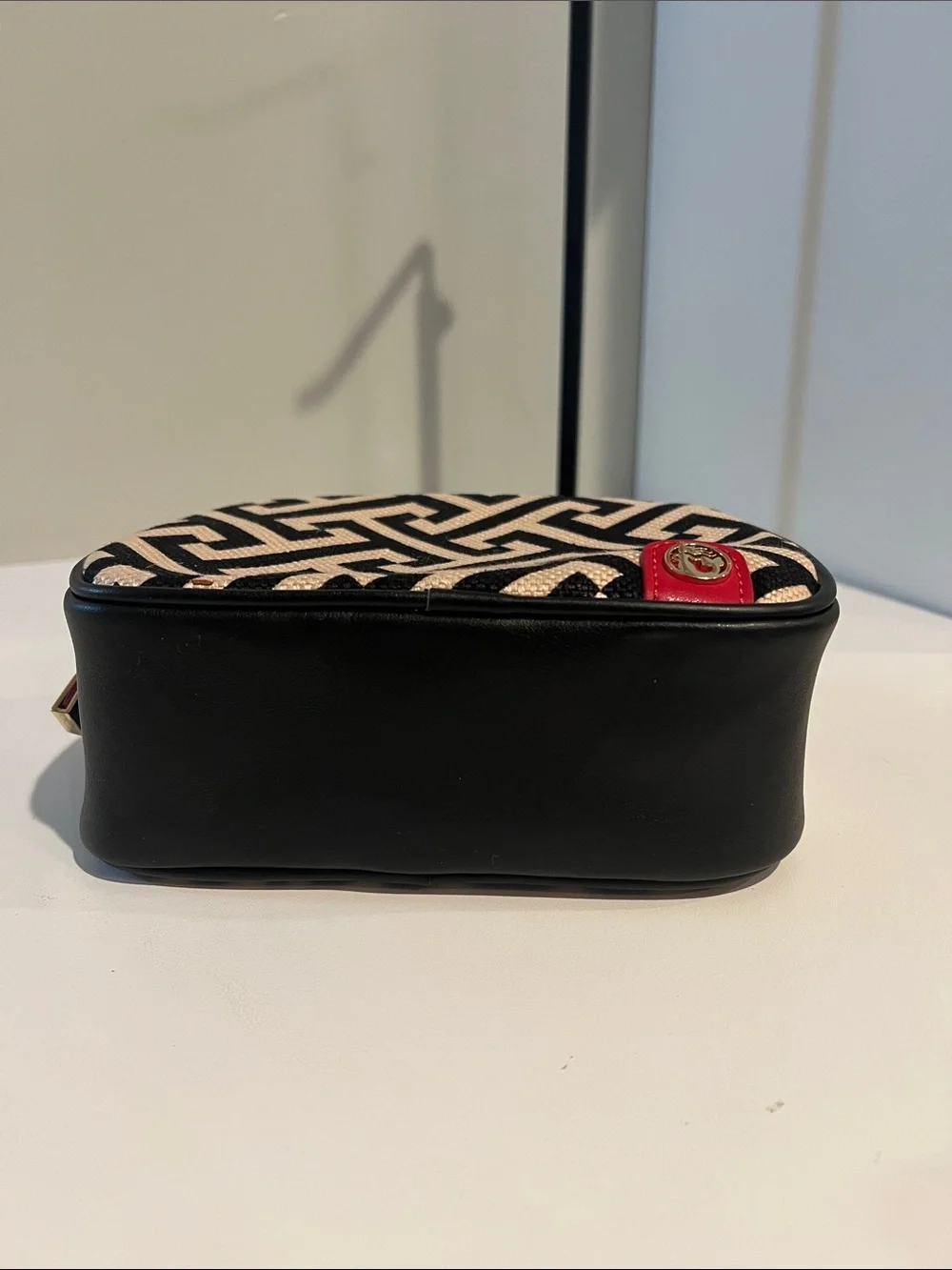 Spartina 449 Black and Cream Geometric Makeup Case